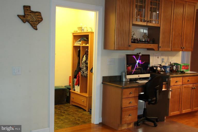 470 Cropp Road Fredericksburg, VA 22406 - Photo 10 of 21 MudRoom