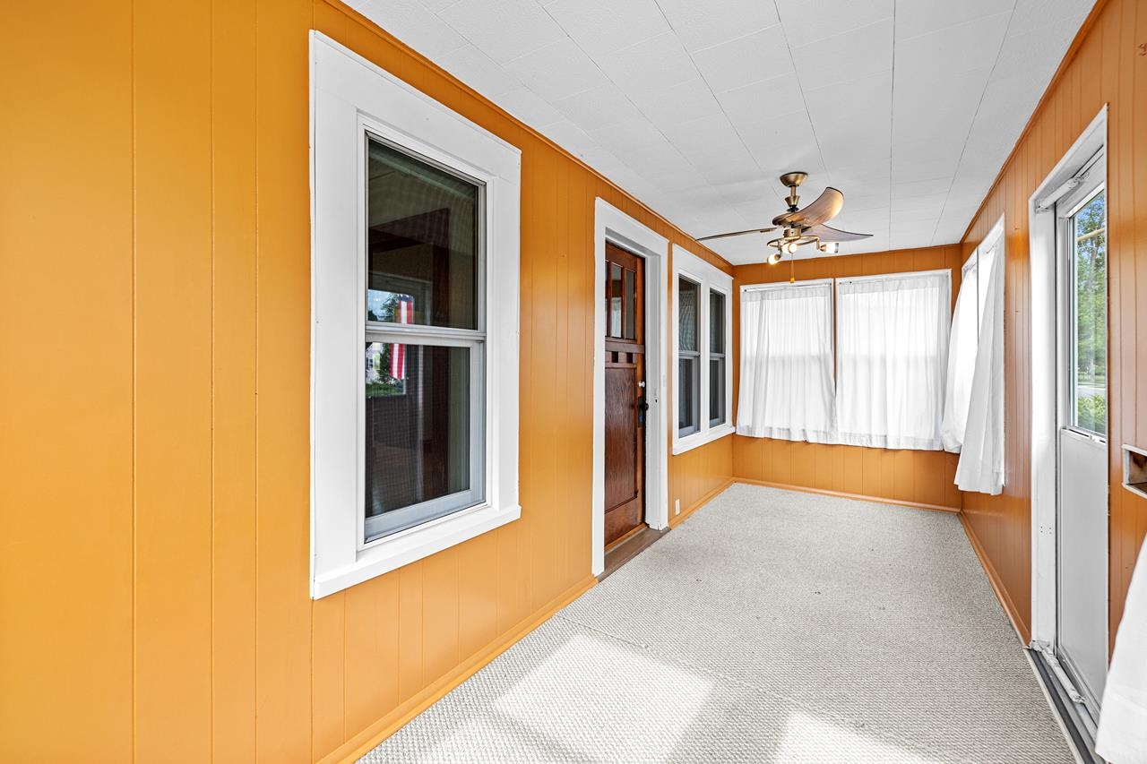 2909 Algoma Street Stevens Point, WI 54481 - Photo 9 of 41