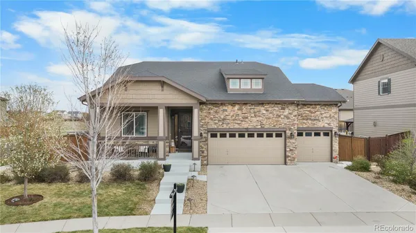 $625,000 | 32 North Jackson Gap Way, Aurora, CO 80018