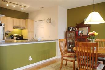 2320 Rutger Street, Unit D St. Louis, MO 63104 - Photo 11 of 32 Gallery Image 11