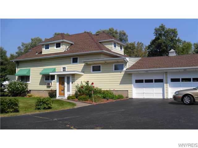 215 Langner Road West Seneca, NY 14224 - Photo 1 of 1 Exterior Front