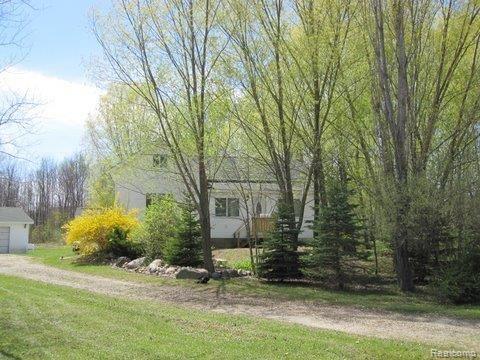 2090 Riley Road Caro, MI 48723 - Photo 1 of 14 Front
