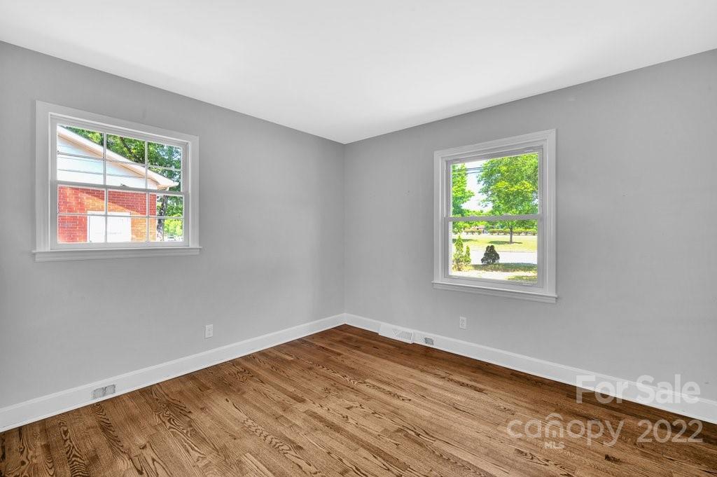 7140 Idlewild Road Charlotte, NC 28212 - Photo 16 of 22 Gallery Image 16