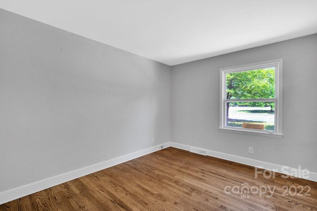 7140 Idlewild Road Charlotte, NC 28212 - Photo 10 of 22 Gallery Image 10