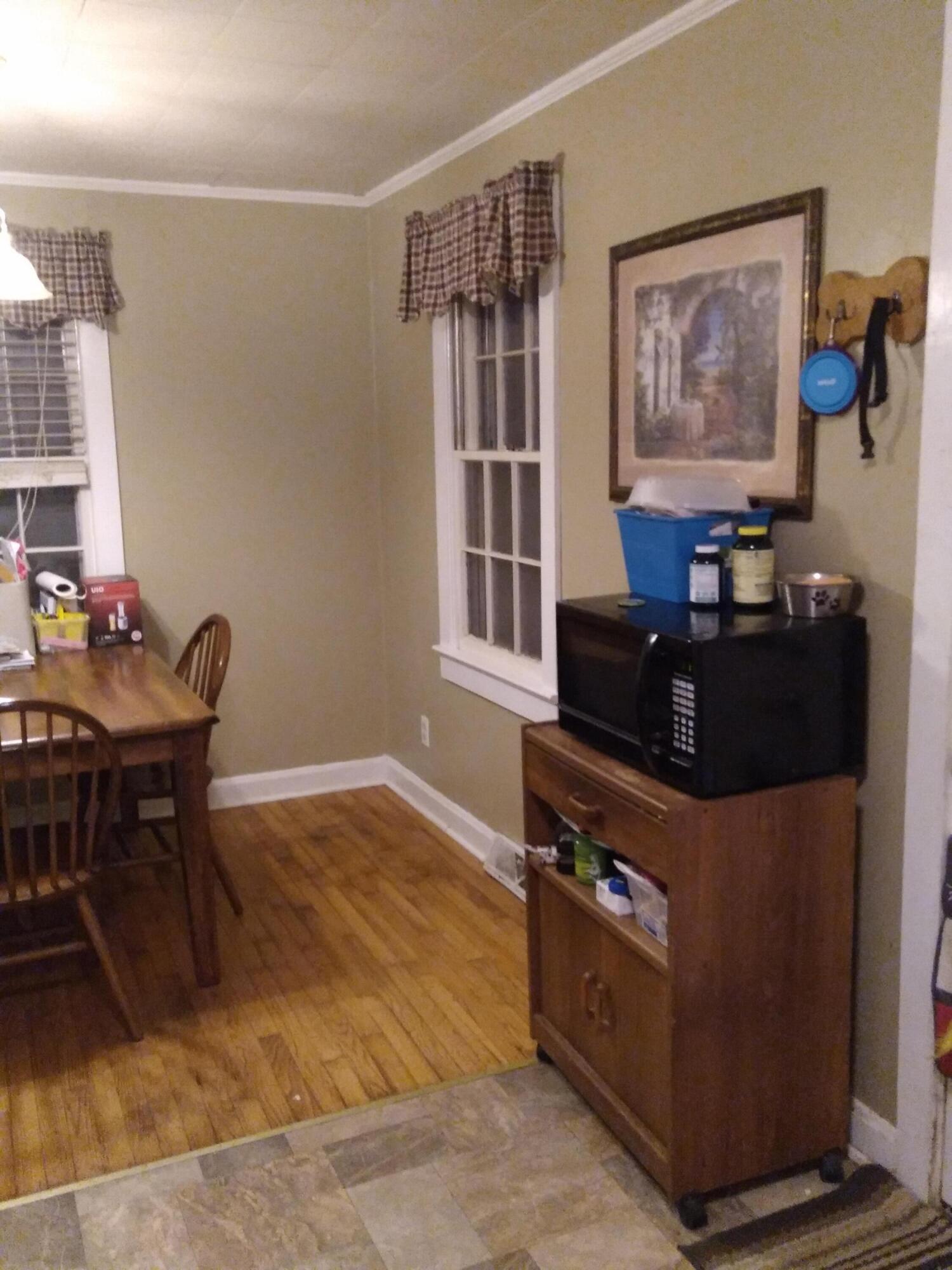 805 Chestnut Avenue Erwin, TN 37650 - Photo 13 of 24 20210915_194740