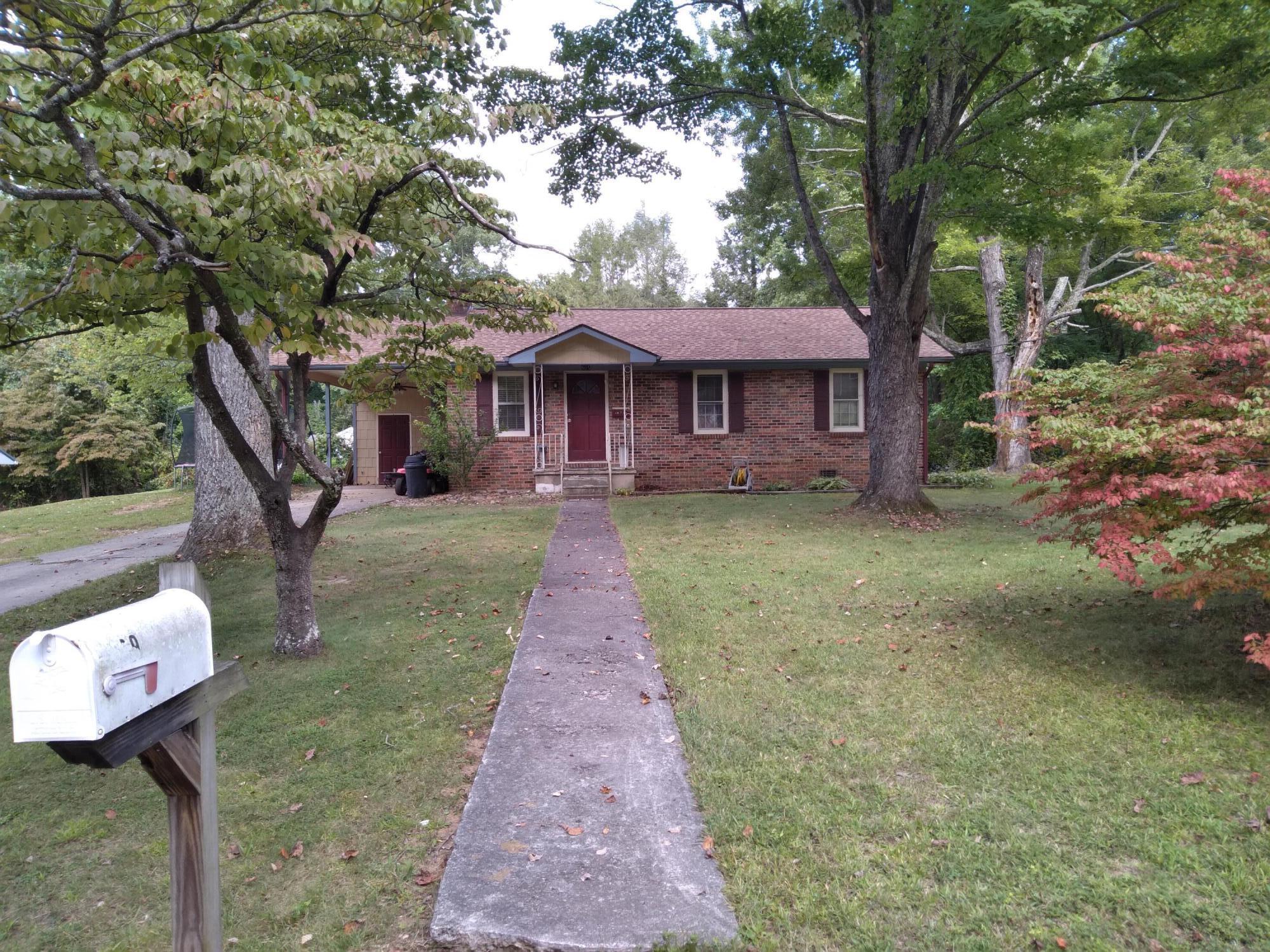 805 Chestnut Avenue Erwin, TN 37650 - Photo 2 of 24 20210916_111750