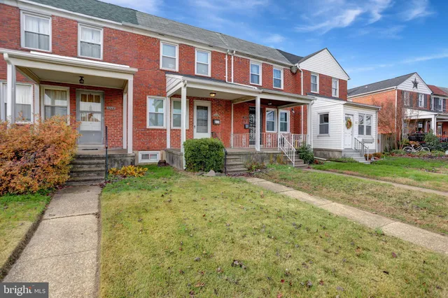 $1,700 | 3446 Dunran Road, Dundalk, MD 21222