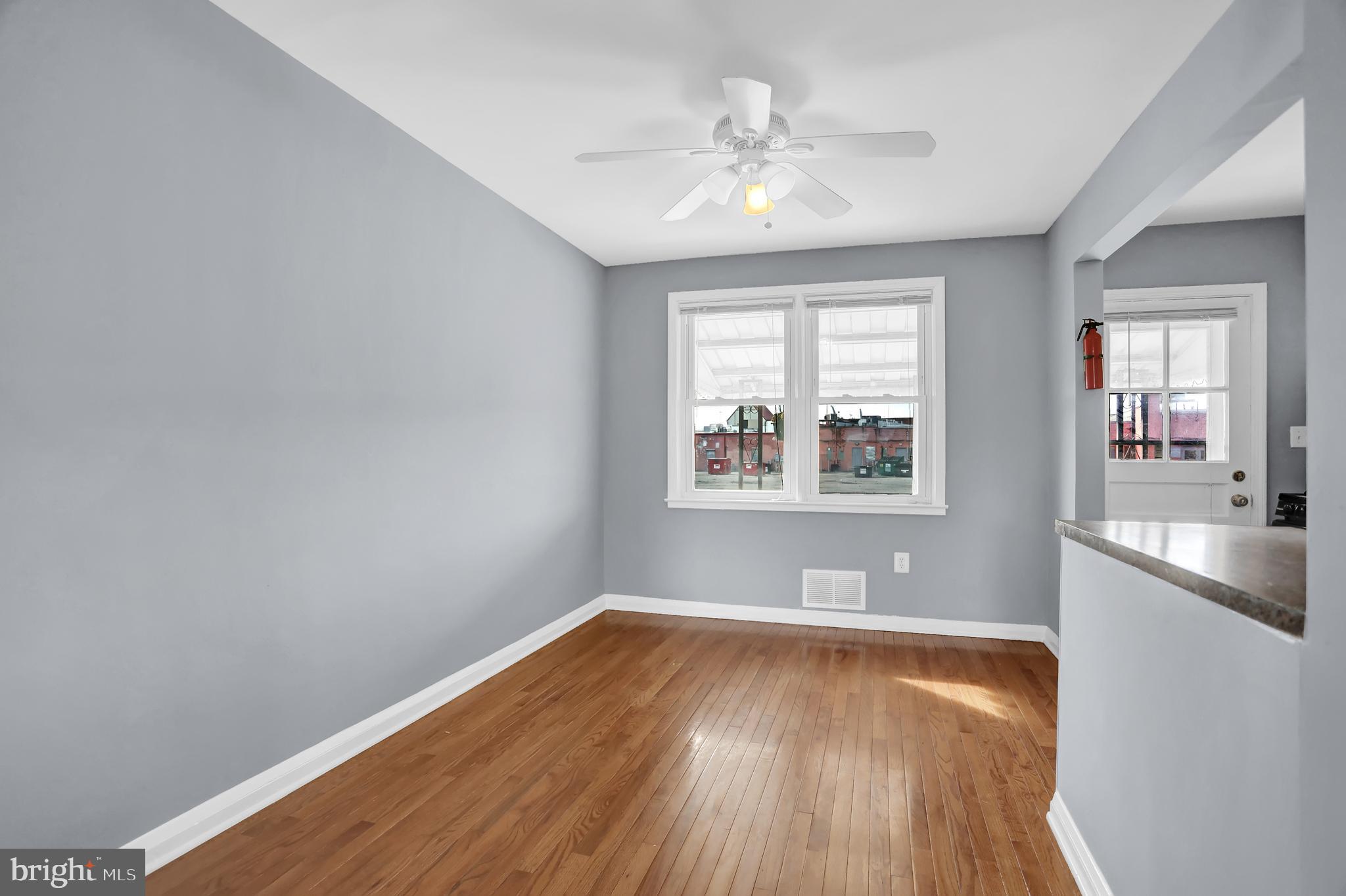 3446 Dunran Road Dundalk, MD 21222 - Photo 5 of 26