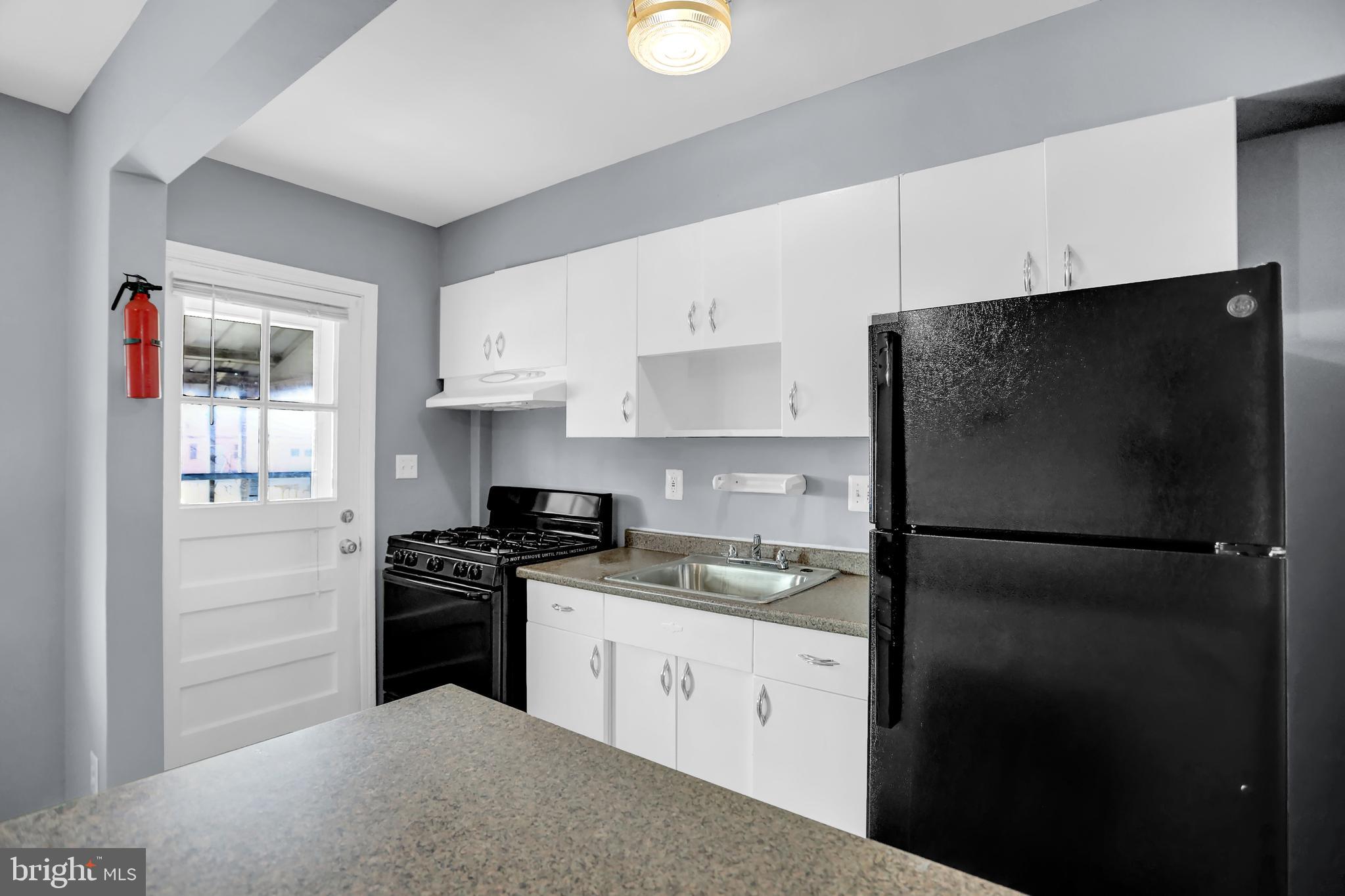 3446 Dunran Road Dundalk, MD 21222 - Photo 8 of 26