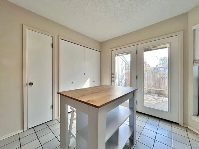 $1,575 | 1411 Gracy Farms Lane, Unit 17, Austin, TX 78758