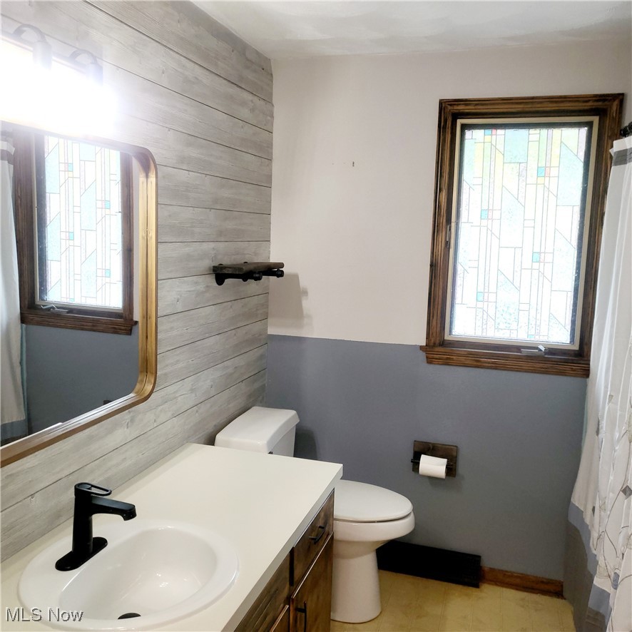 45200 Middle Ridge Road Amherst, OH 44001 - Photo 23 of 30 Gallery Image 23