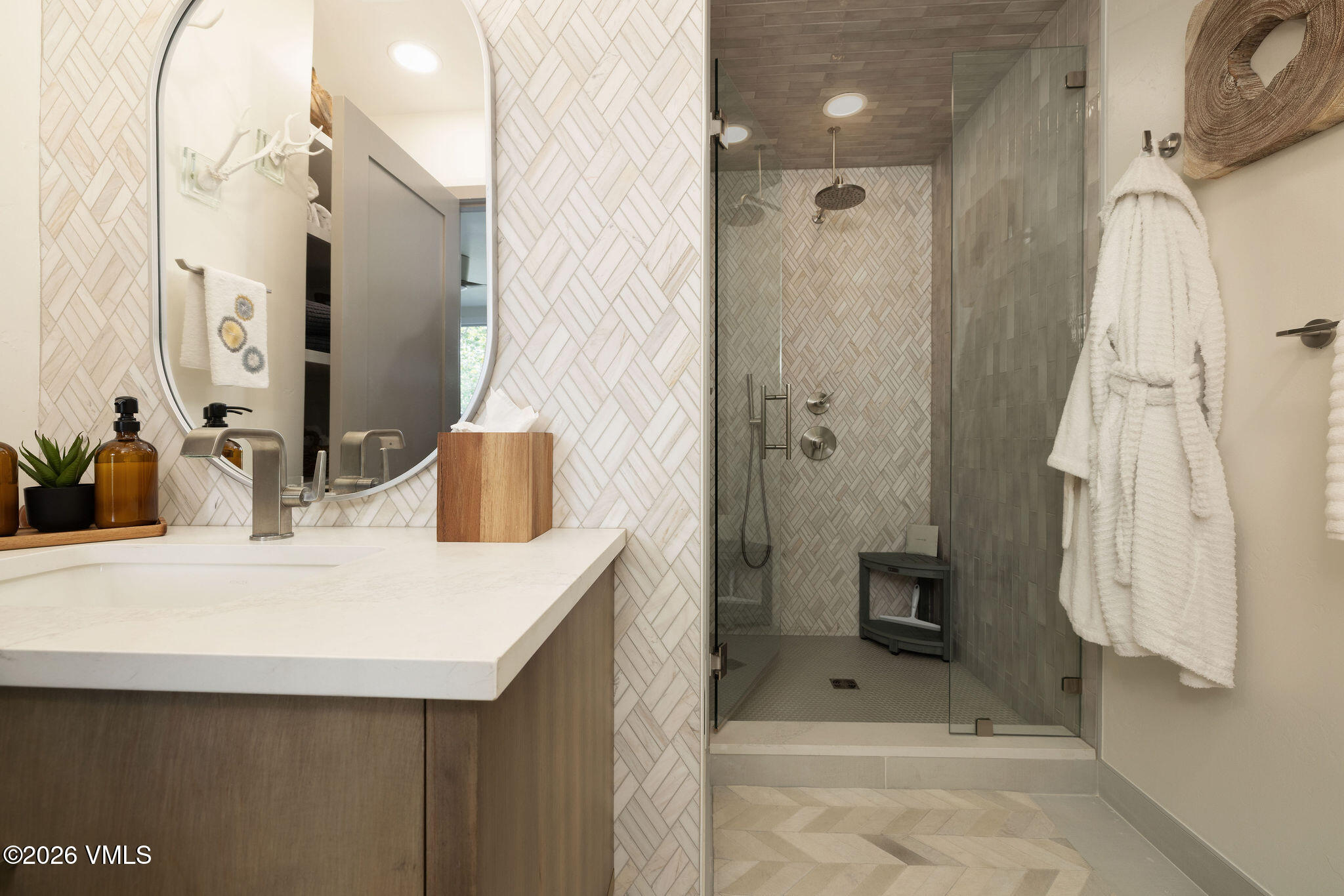 120 Winslow Road Edwards, CO 81632 - Photo 26 of 35 2609_120_winslow_interior_bath03