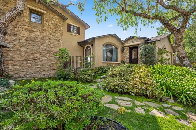 $32,000 | 325 Camden Place, Laguna Beach, CA 92651