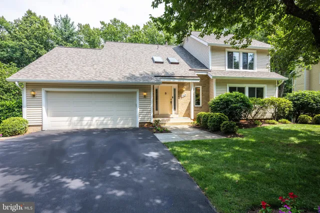 $1,090,000 | 14529 Antigone Drive, Gaithersburg, MD 20878