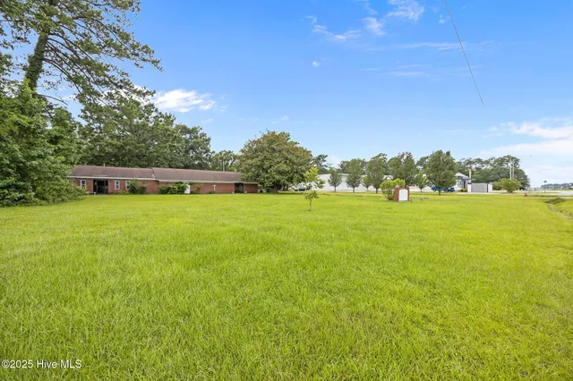 $450,000 | 275 West Us 70 Highway West, Havelock, NC 28532