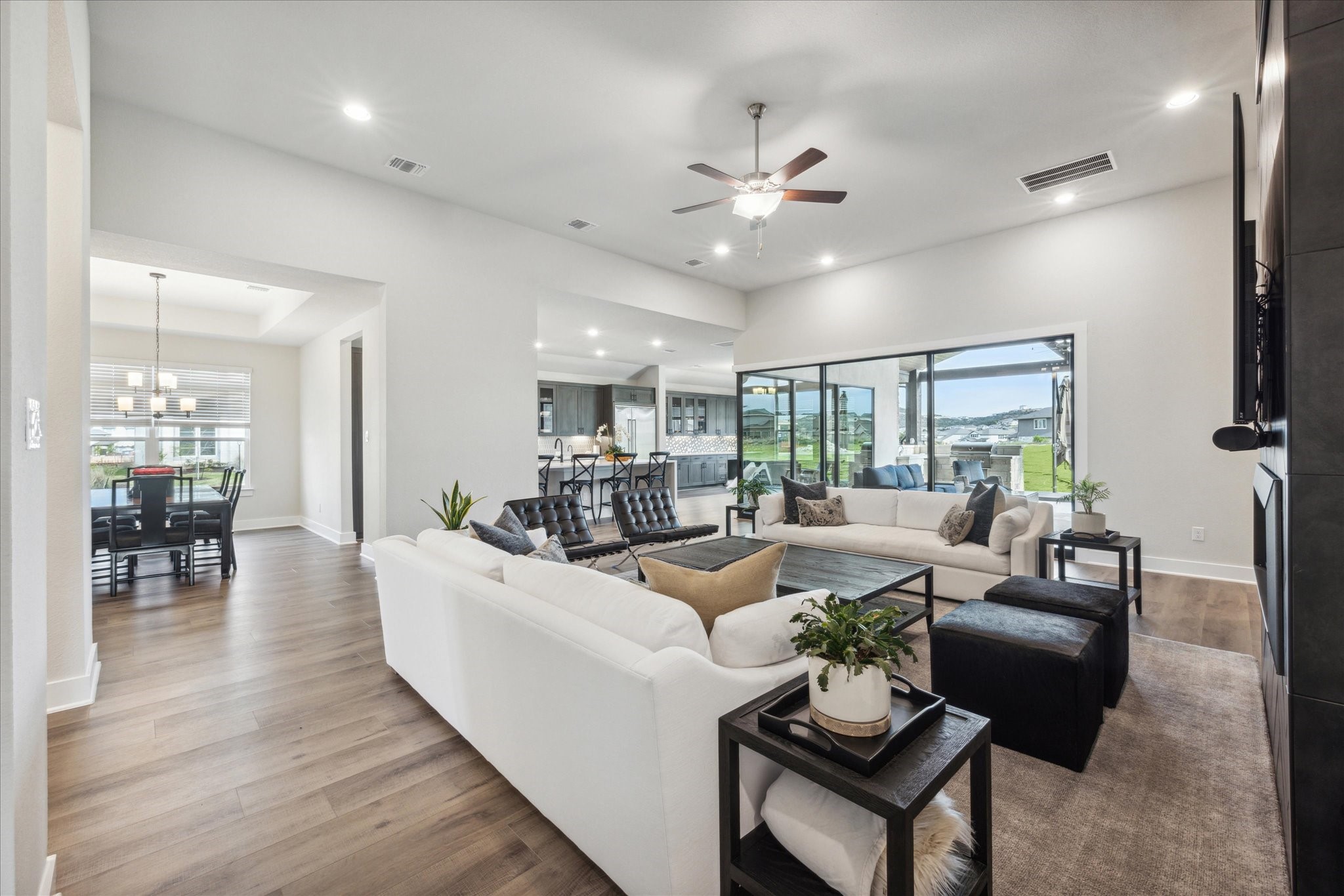 700 Echelon Place Austin, TX 78738 - Photo 9 of 38