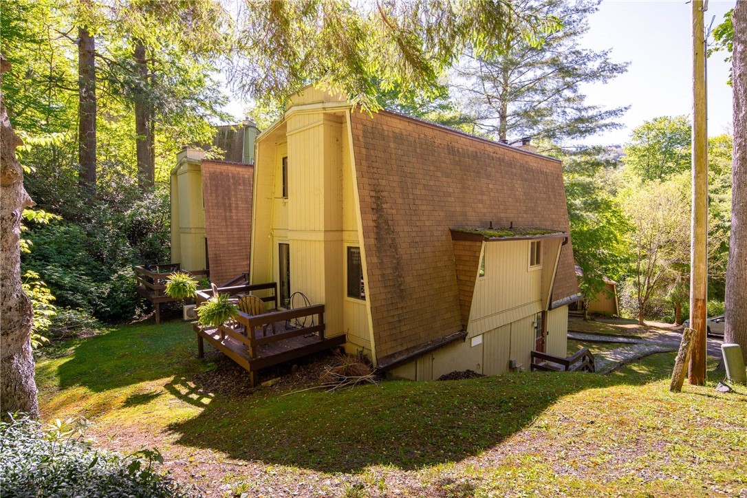 40 Hemlock Hill Road, Unit B Banner Elk, NC 28604 - Photo 3 of 25