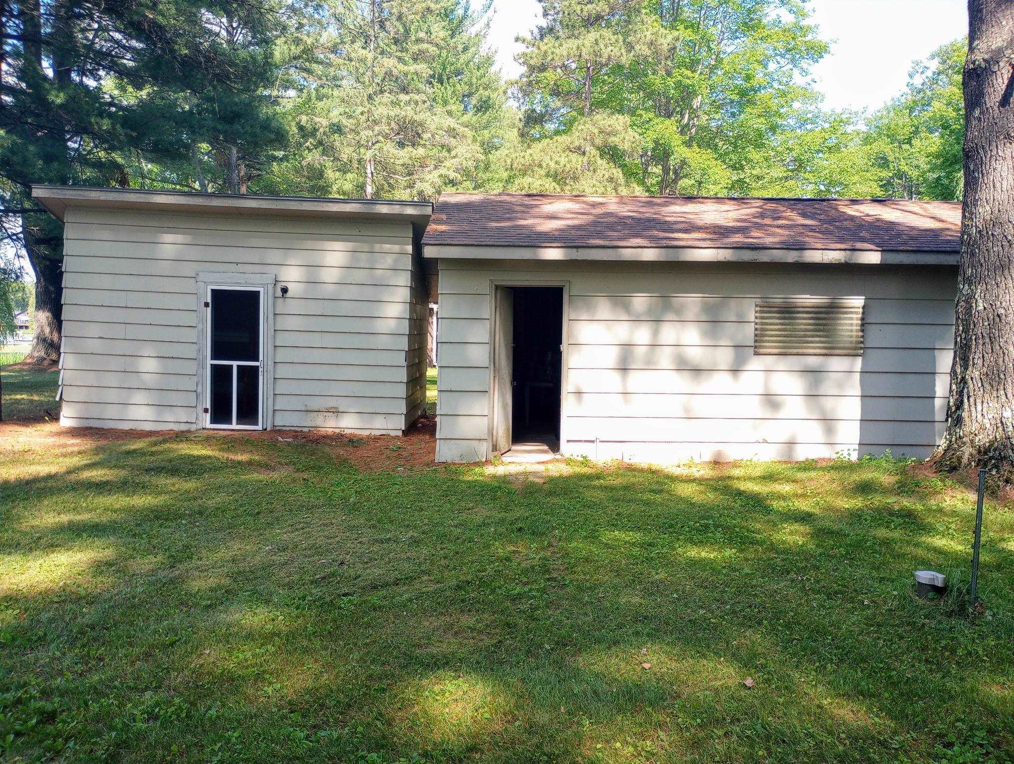 213 Kilby Lake Road Montello, WI 53949 - Photo 3 of 14