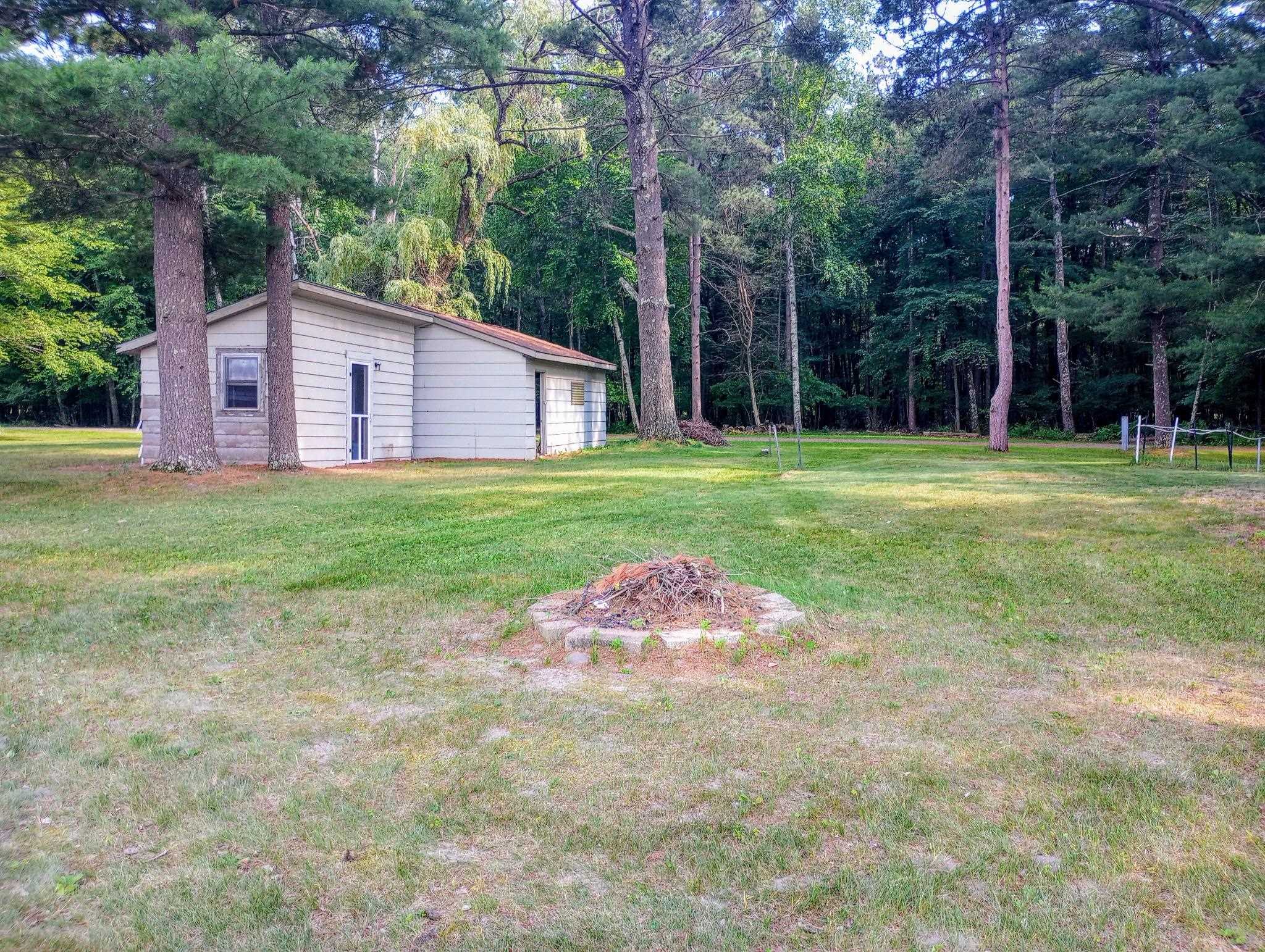 213 Kilby Lake Road Montello, WI 53949 - Photo 4 of 14