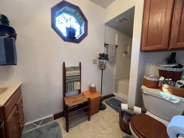 $564,900 | 8676 Highway 48, Aurora, IN 47001