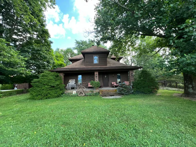 $564,900 | 8676 Highway 48, Aurora, IN 47001