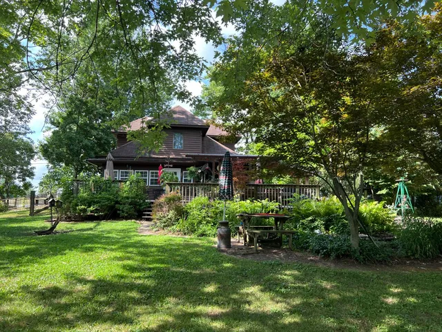 $564,900 | 8676 Highway 48, Aurora, IN 47001