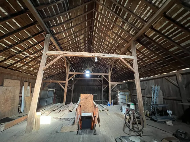 $564,900 | 8676 Highway 48, Aurora, IN 47001