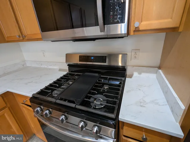 $339,000 | 511 North Broad Street, Unit 204, Philadelphia, PA 19123