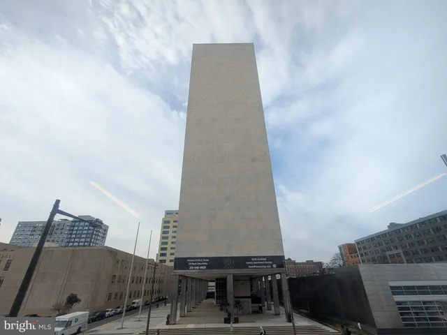 $329,000 | 511 North Broad Street, Unit 204, Philadelphia, PA 19123