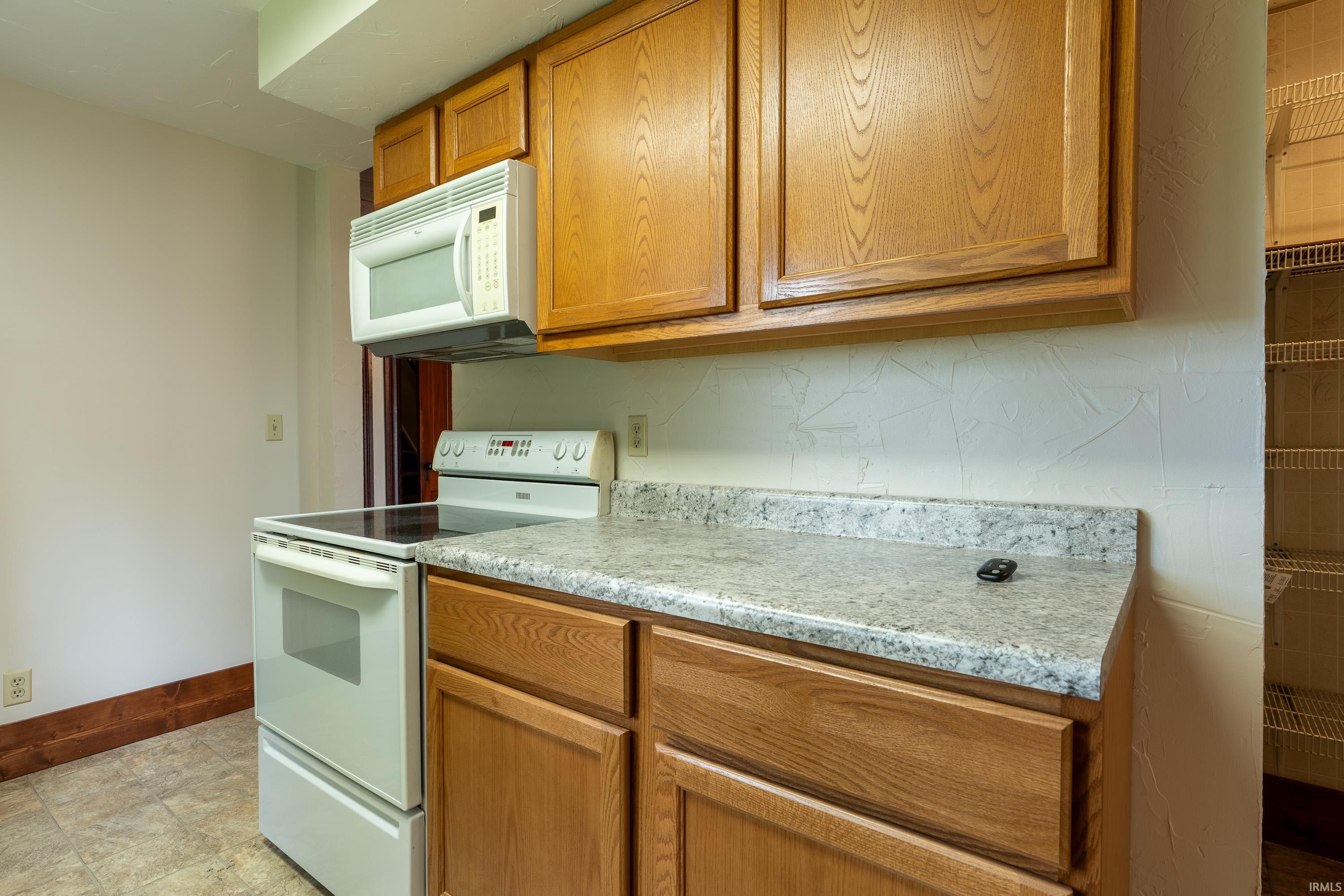 7177 West 100 North Rochester, IN 46975 - Photo 5 of 29 Gallery Image 5