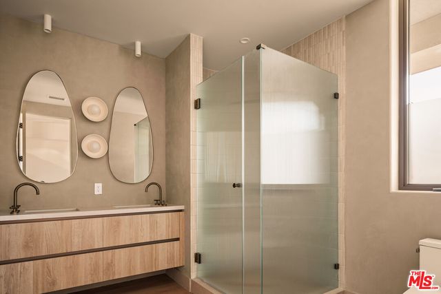 $14,950 | 755 North Alfred Street, Unit B, Los Angeles, CA 90069