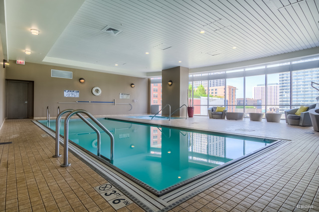 1201 South Prairie Avenue, Unit 1304 Chicago, IL 60605 - Photo 2 of 25
