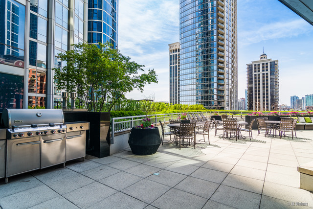 1201 South Prairie Avenue, Unit 1304 Chicago, IL 60605 - Photo 4 of 25