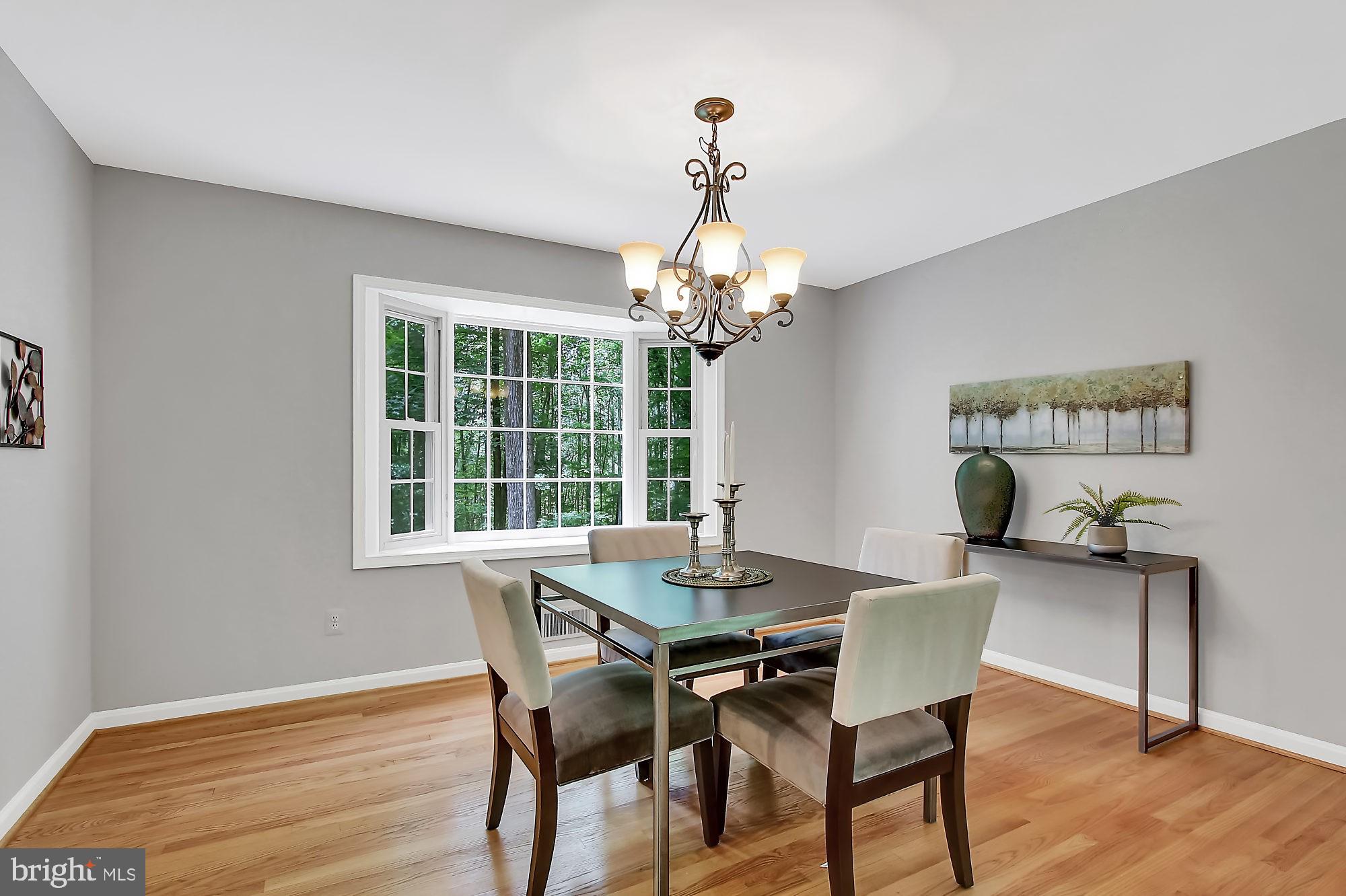 17929 Pond Road Ashton, MD 20861 - Photo 13 of 30 Dining Room - Pic 1