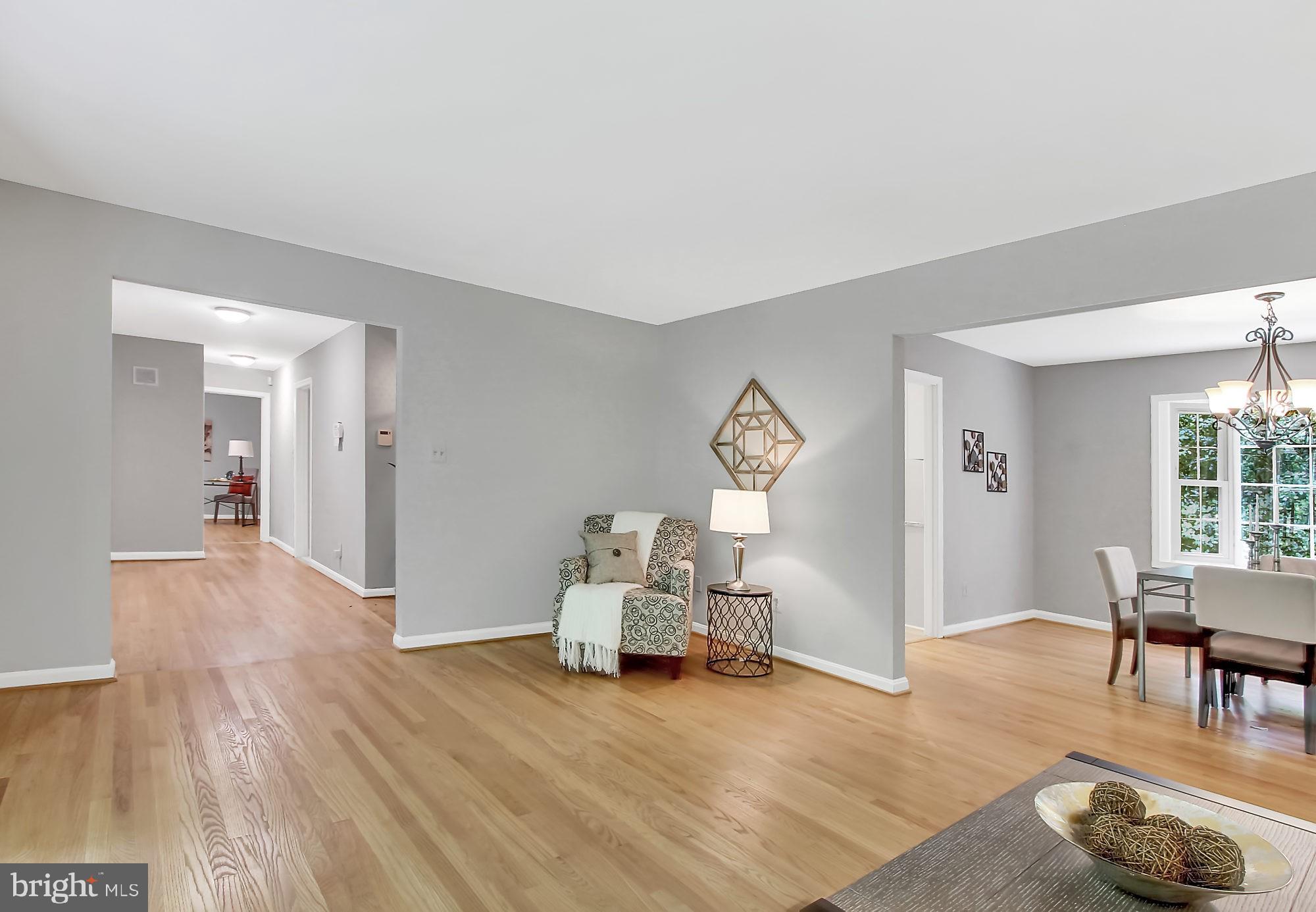 17929 Pond Road Ashton, MD 20861 - Photo 21 of 30 Living Room - Pic 2