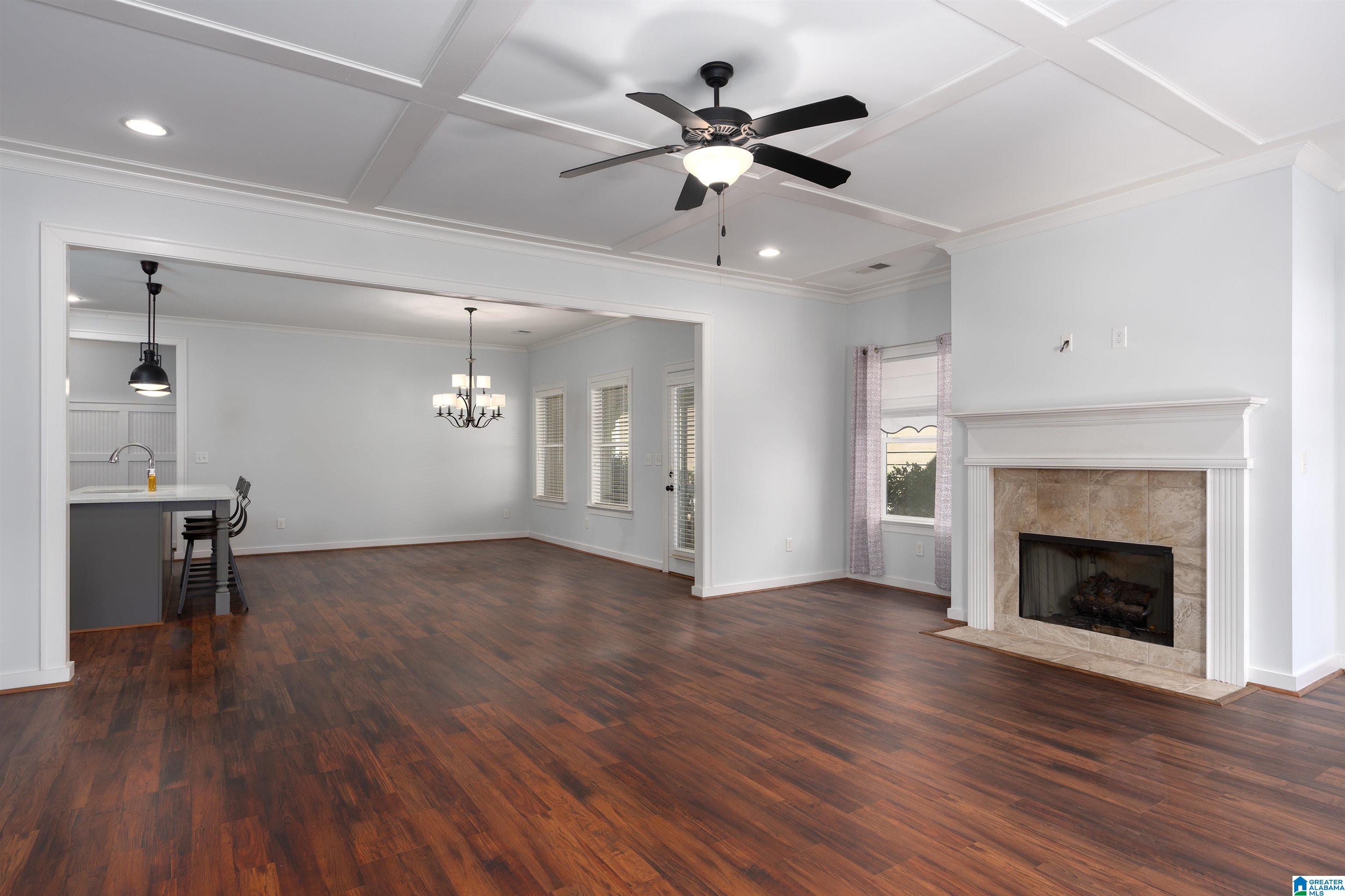 6484 Spring Street Trussville, AL 35173 - Photo 5 of 30