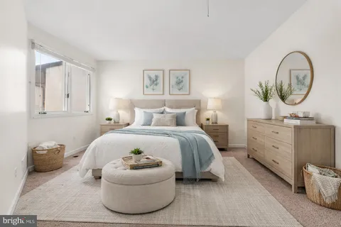 $715,000 | 138 Montrose Avenue, Unit 8, Bryn Mawr, PA 19010