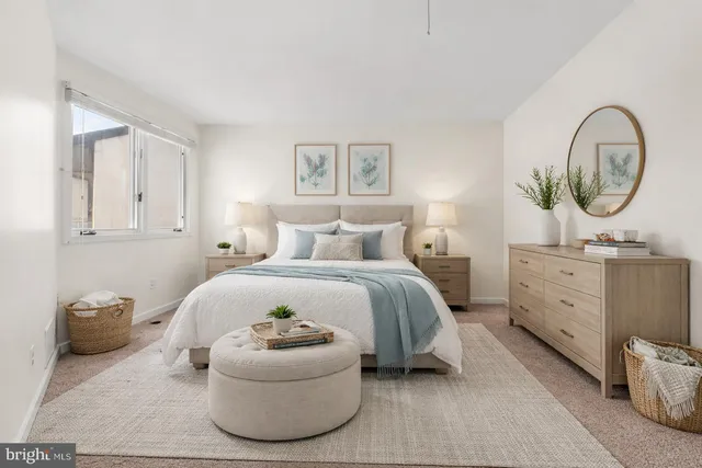 $715,000 | 138 Montrose Avenue, Unit 8, Bryn Mawr, PA 19010