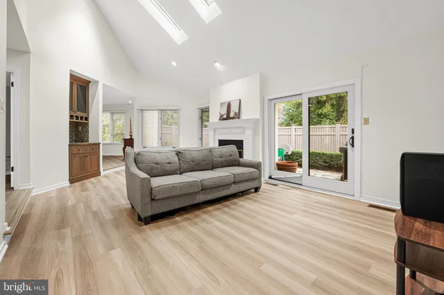 $715,000 | 138 Montrose Avenue, Unit 8, Bryn Mawr, PA 19010