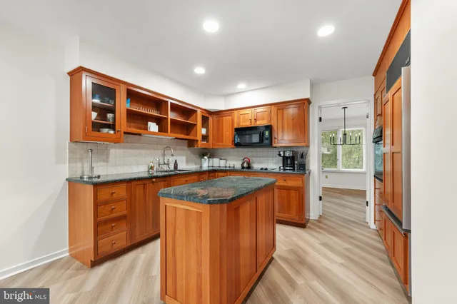 $715,000 | 138 Montrose Avenue, Unit 8, Bryn Mawr, PA 19010