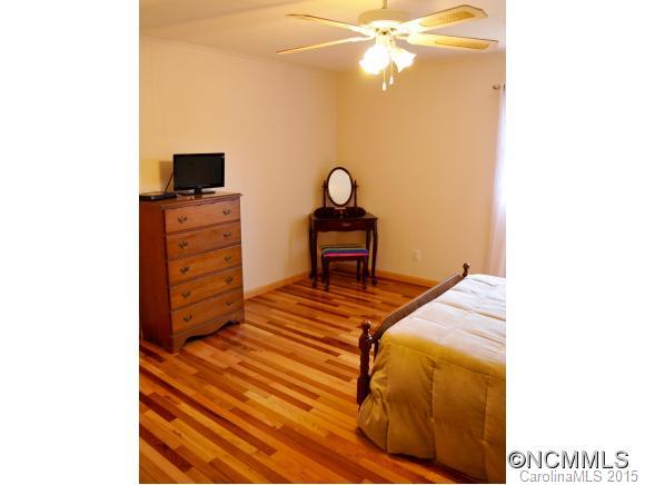 245 Kims Cove Road Canton, NC 28716 - Photo 14 of 20