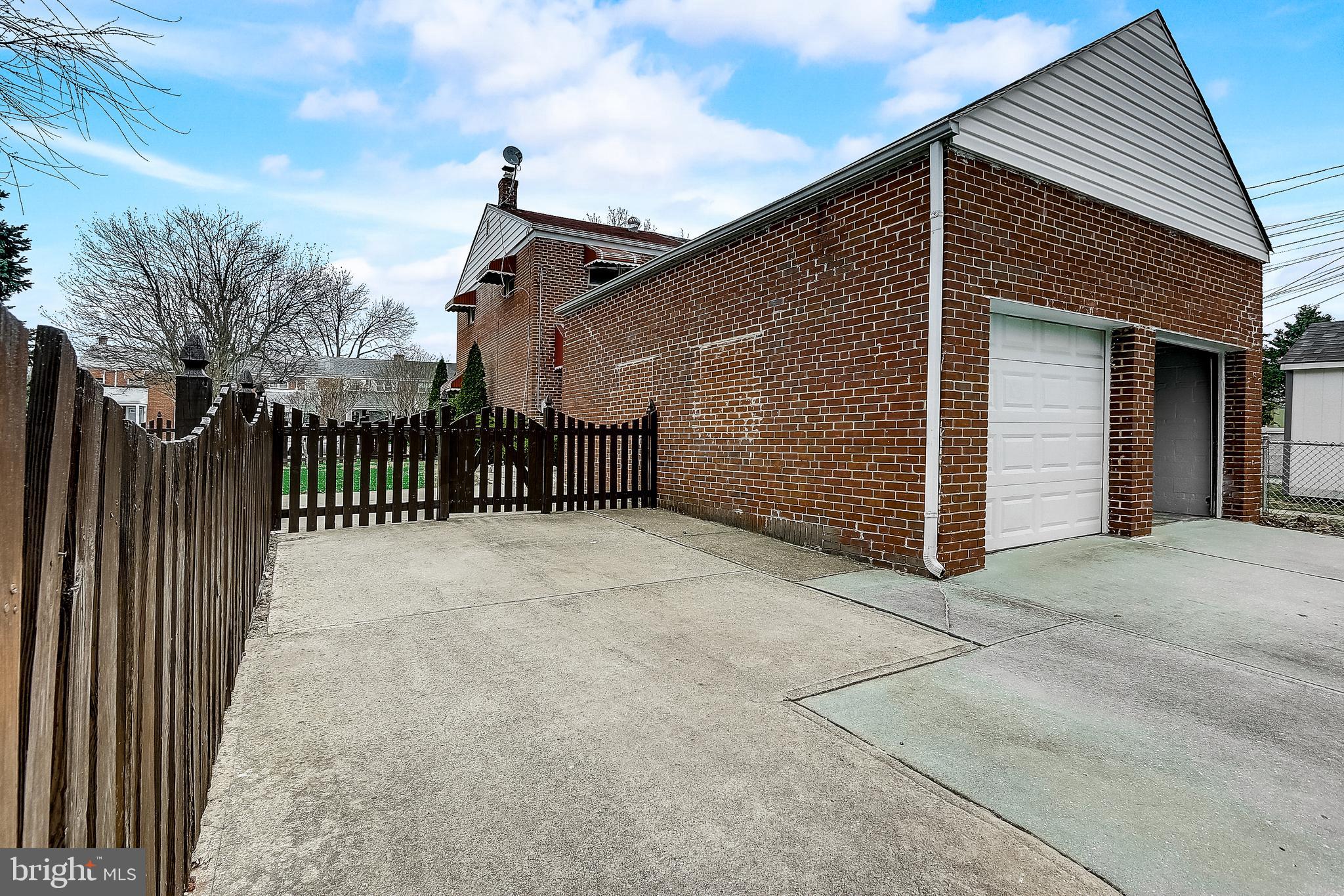 2719 Moorgate Road Baltimore, MD 21222 - Photo 43 of 46