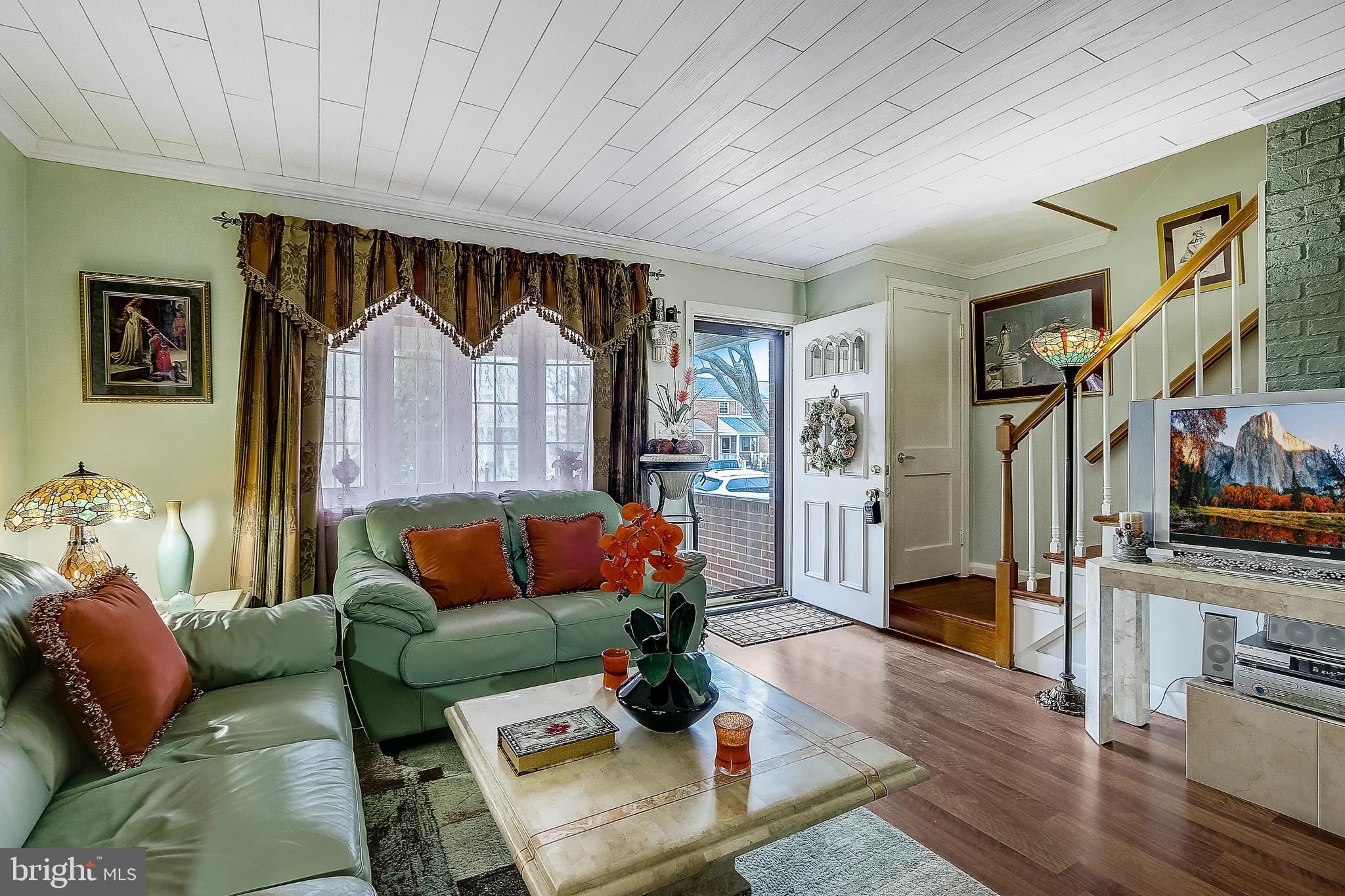 2719 Moorgate Road Baltimore, MD 21222 - Photo 6 of 46