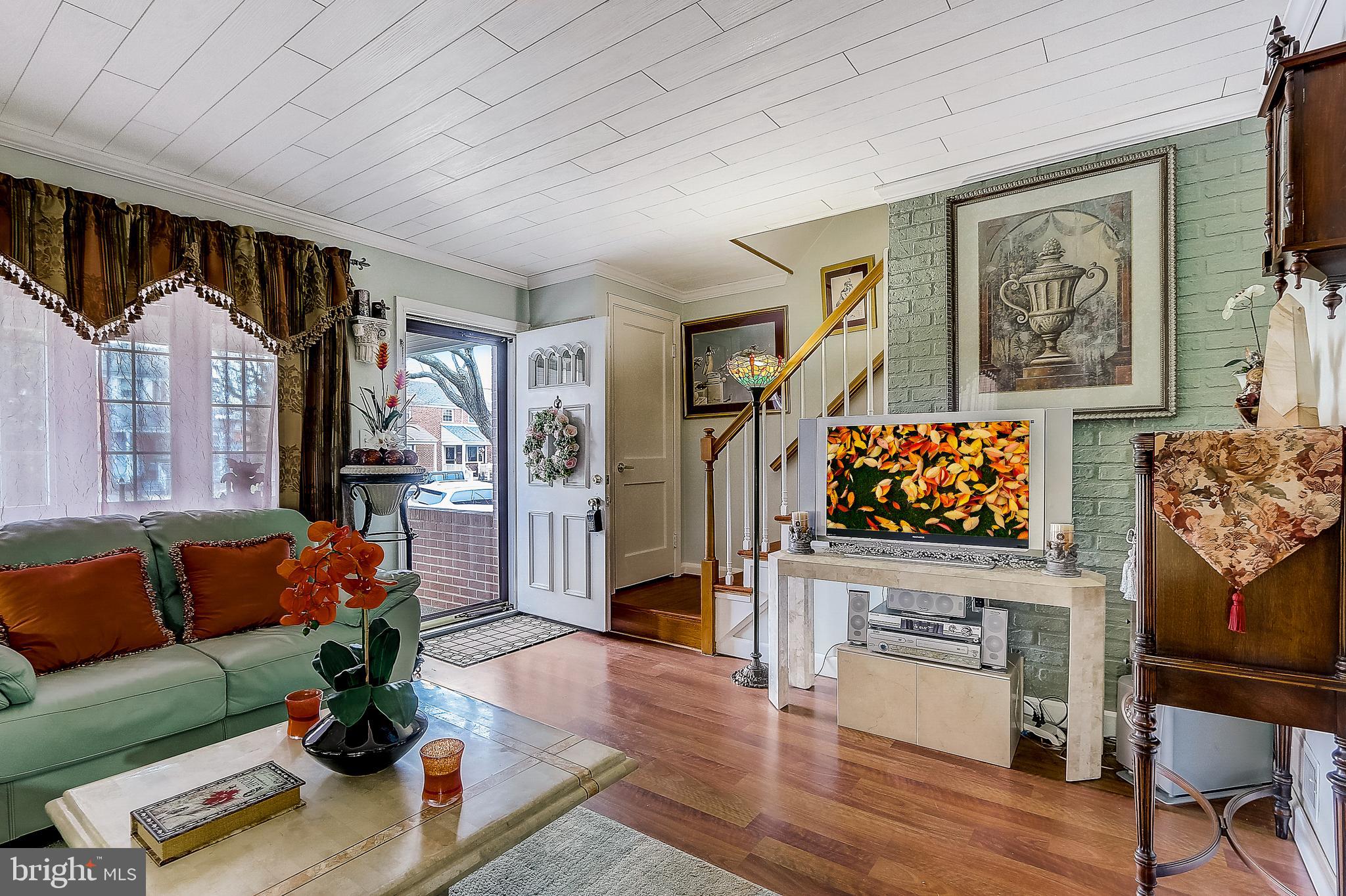 2719 Moorgate Road Baltimore, MD 21222 - Photo 7 of 46