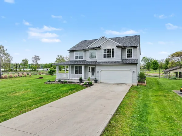 $897,500 | 15308 Township Road 493, Thornville, OH 43076