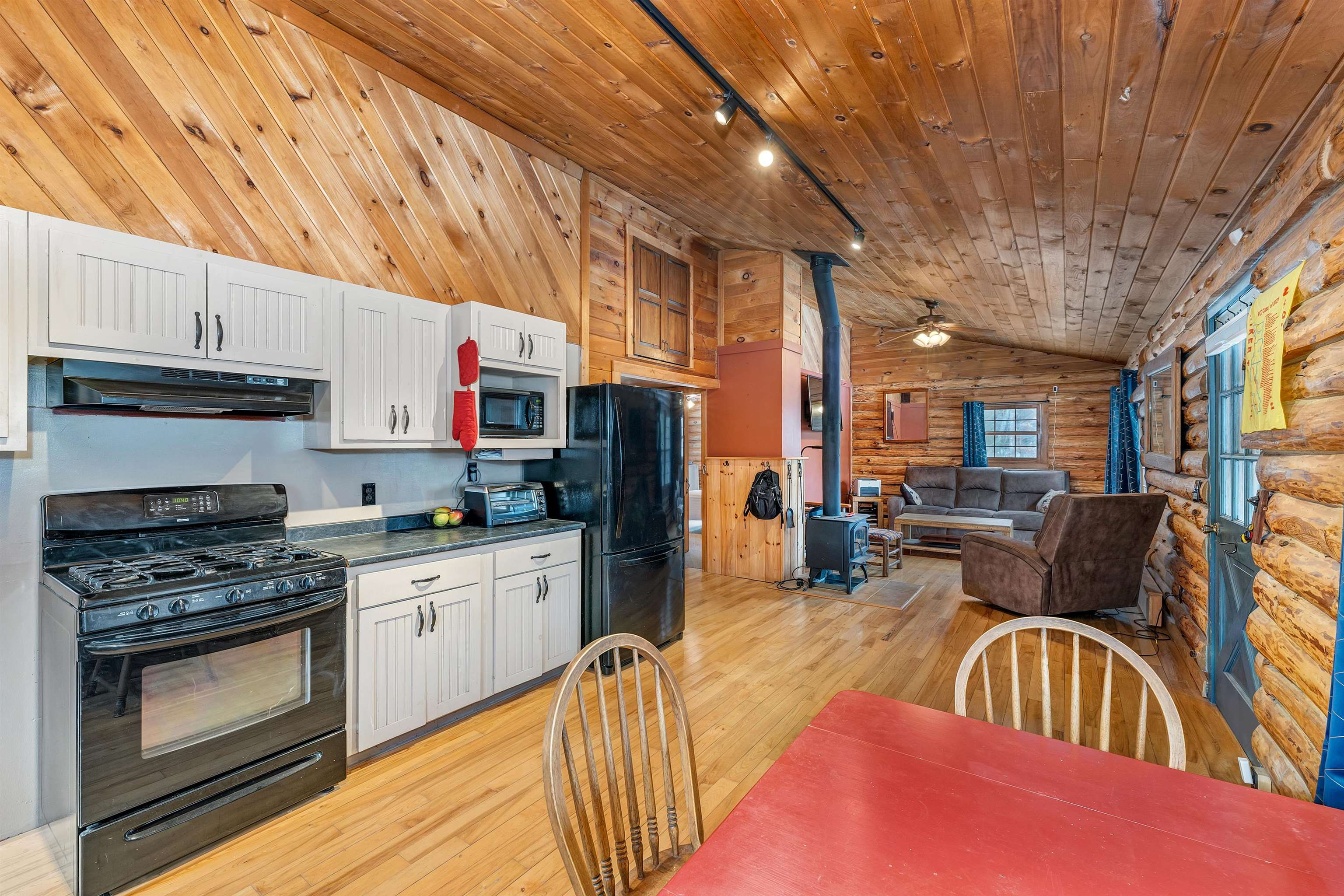 69 Chaisson Road Plymouth, NH 03264 - Photo 8 of 32 Gallery Image 8
