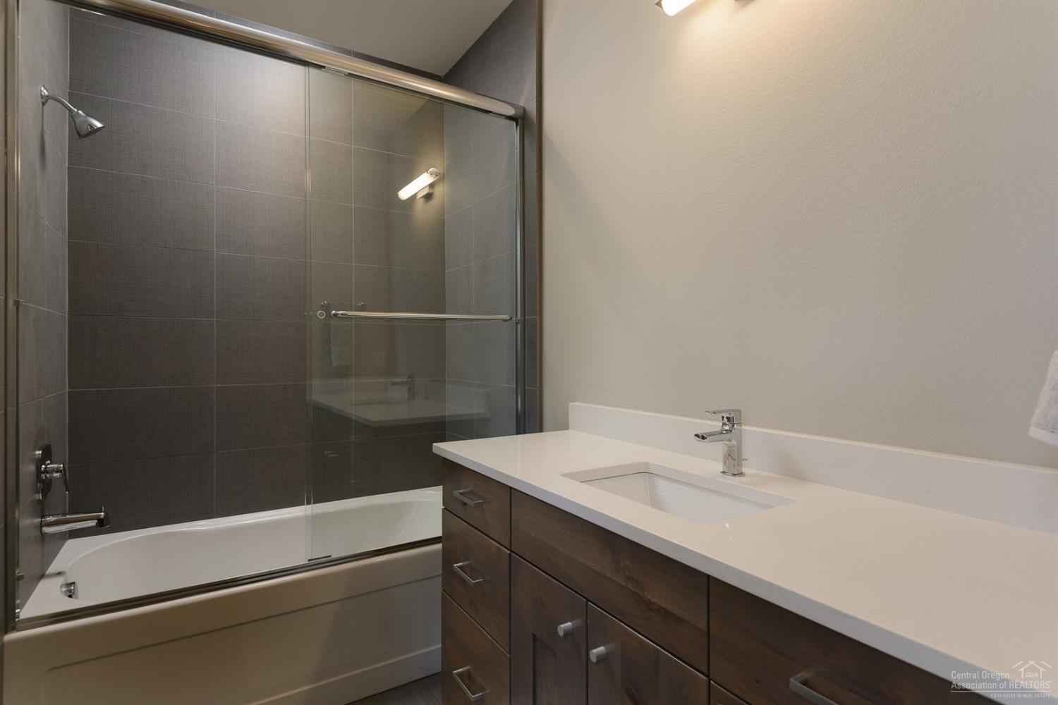 60424 Kangaroo Loop Bend, OR 97702 - Photo 20 of 24 Additional Photo