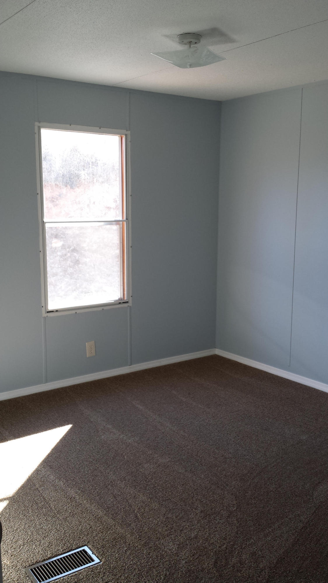 217 Moody Hollow Road Powell, TN 37849 - Photo 7 of 14 20140227_100519
