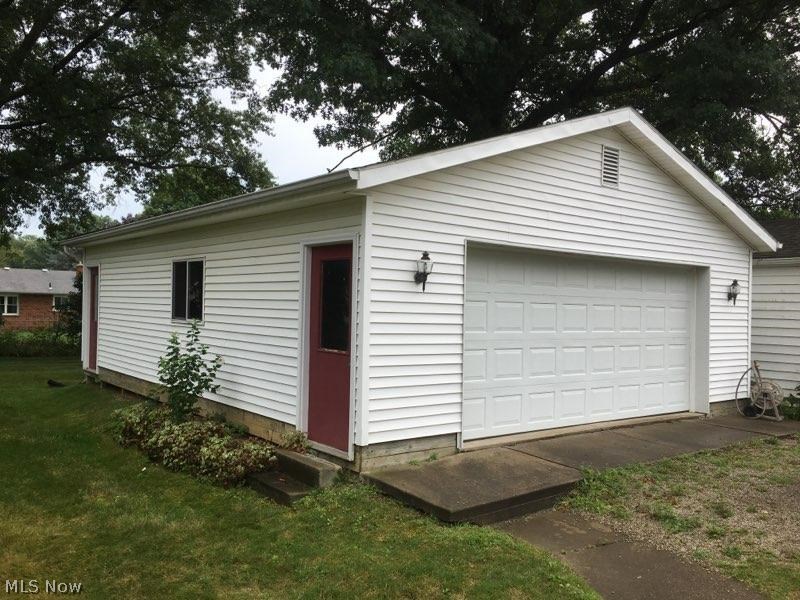 1738 Batdorf Road Wooster, OH 44691 - Photo 5 of 19 Gallery Image 5