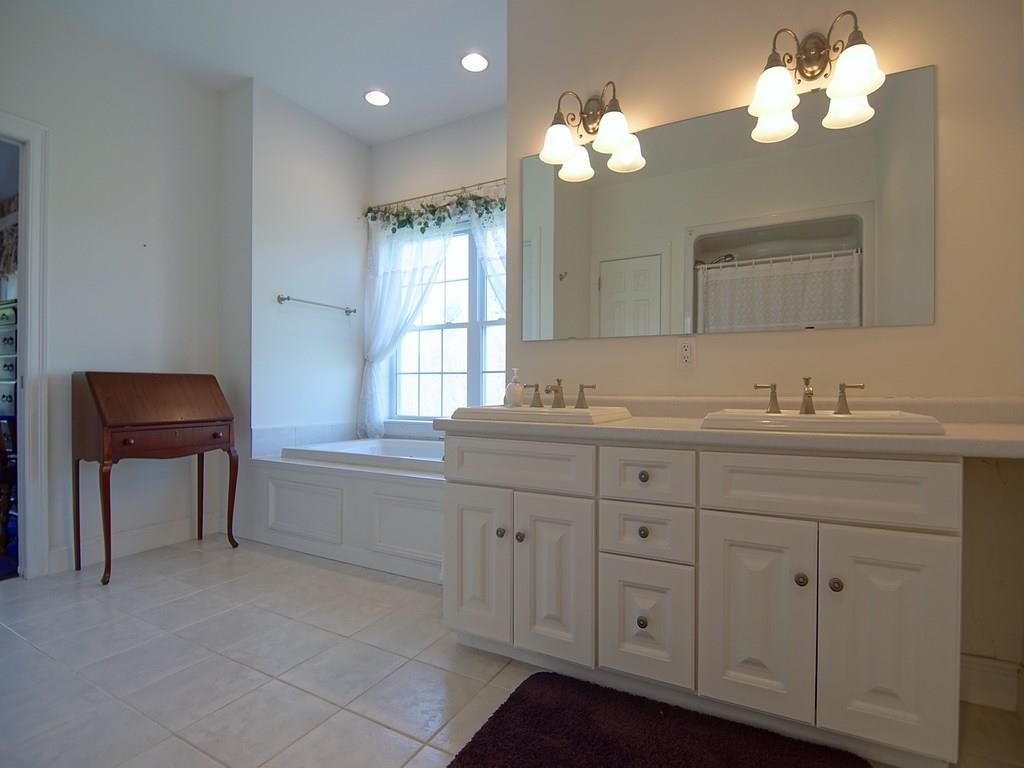 87 Pond Road South Berwick, ME 03908 - Photo 13 of 22 Photo